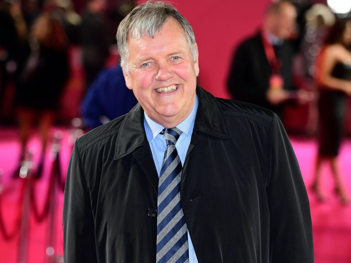 Clive Tyldesley ‘baffled’ After Being Replaced As ITV Lead Commentator ...