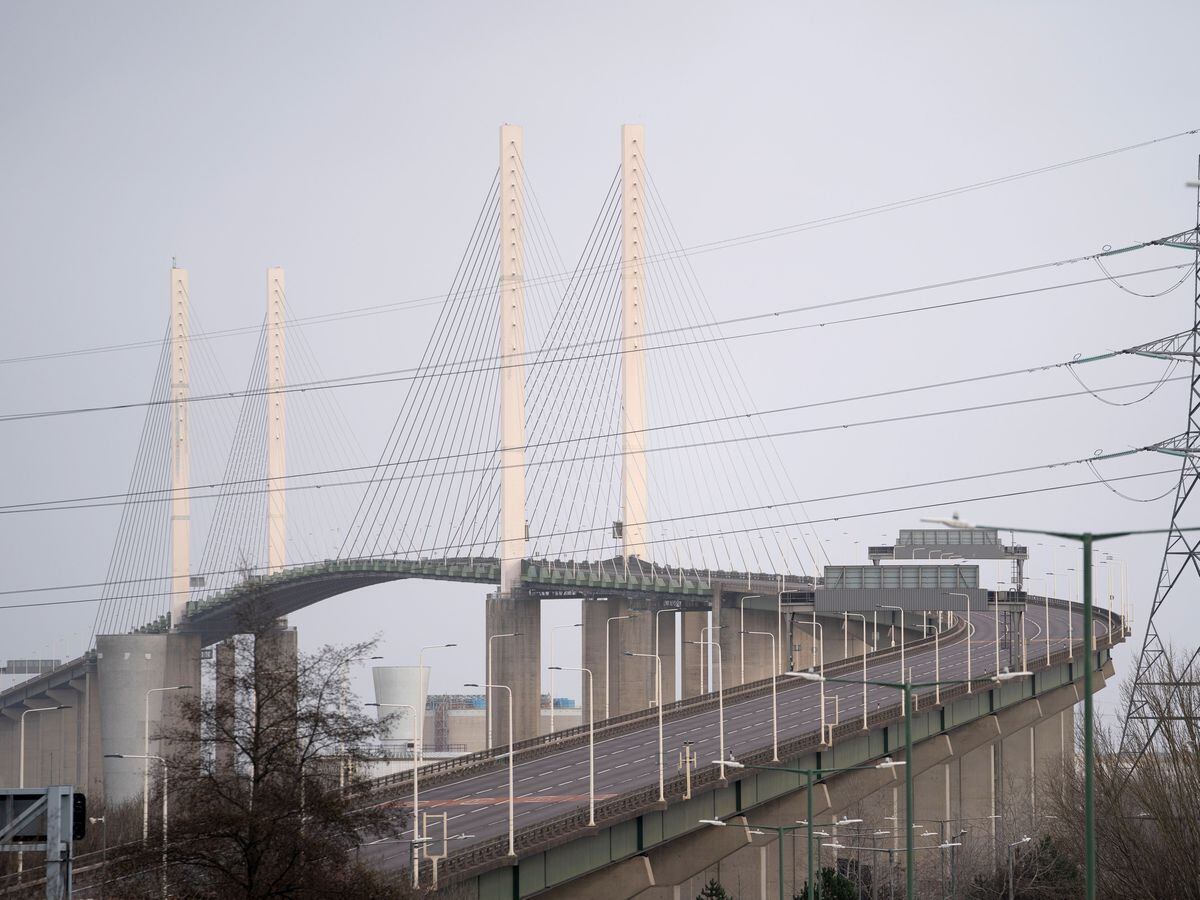 Police Close Dartford Crossing Bridge After Report Pair Climbed To   XXECQZZR5JGMTKK2POWJR54BRI 