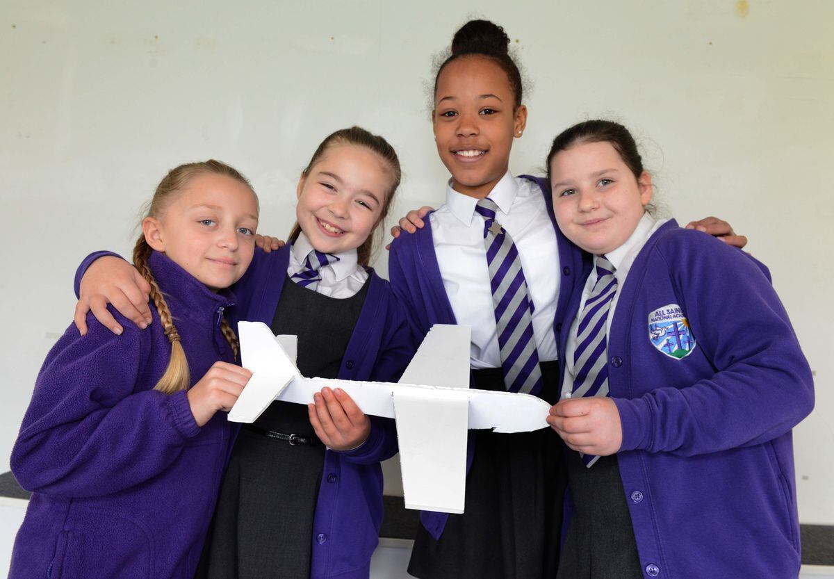 High-flying pupils in glider design contest at RAF Cosford - with ...