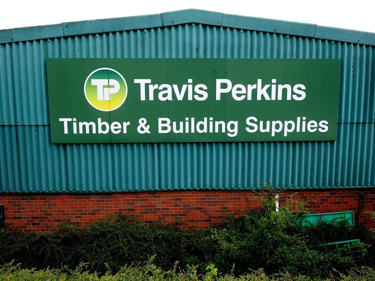 travis perkins t shirt