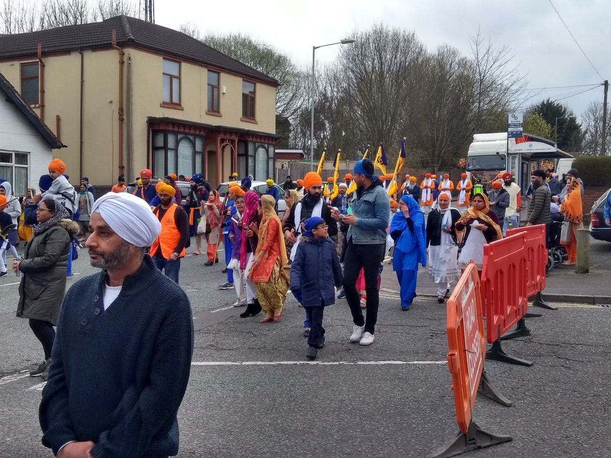 Thousands celebrate Vaisakhi on streets of the Black Country Express