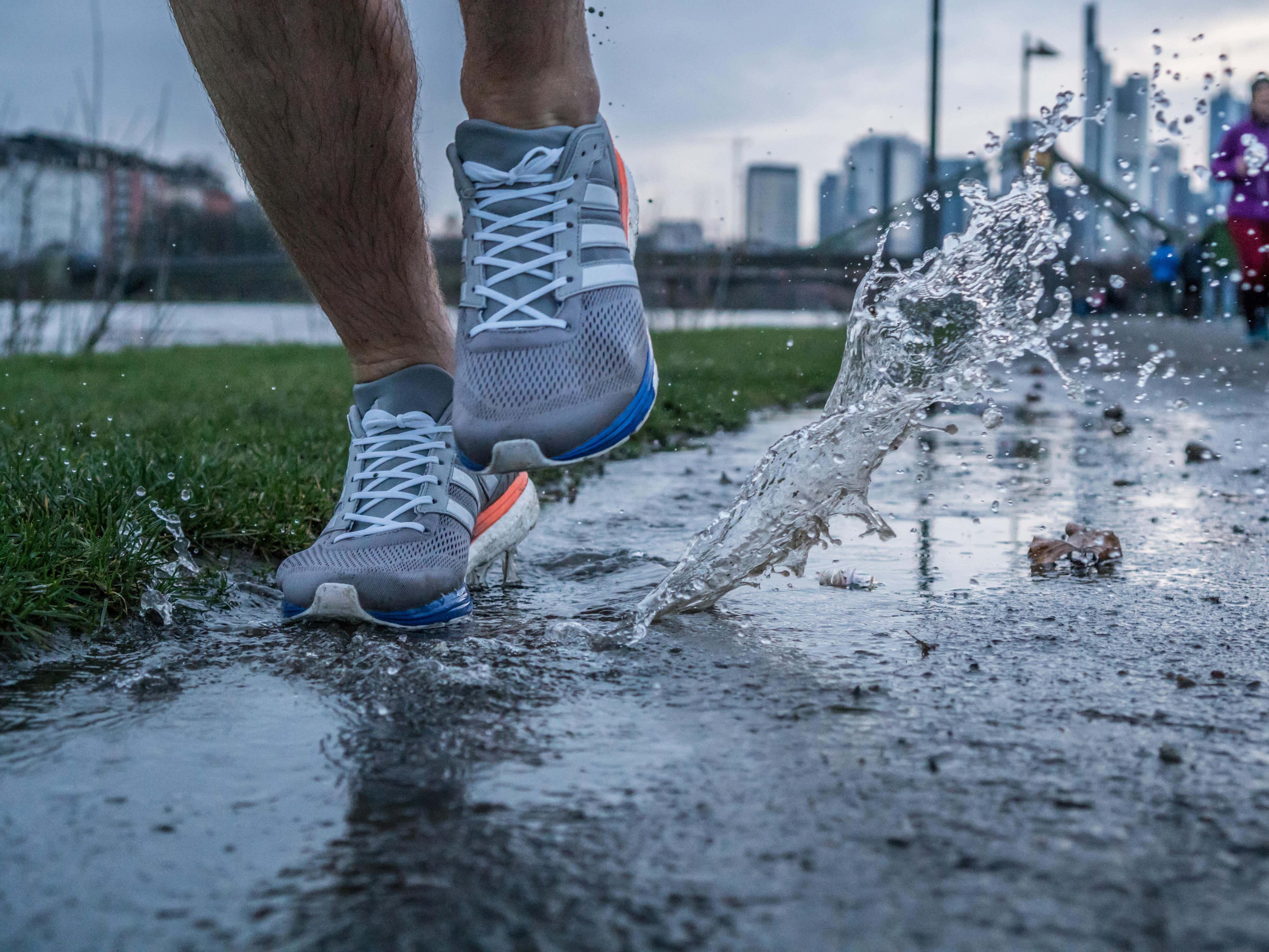 Rain could dampen prospects for thousands of London Marathon runners