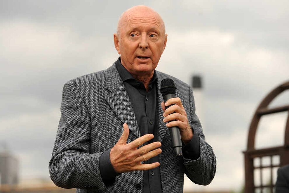 In pictures and video: Jasper Carrott speaks from the heart at new