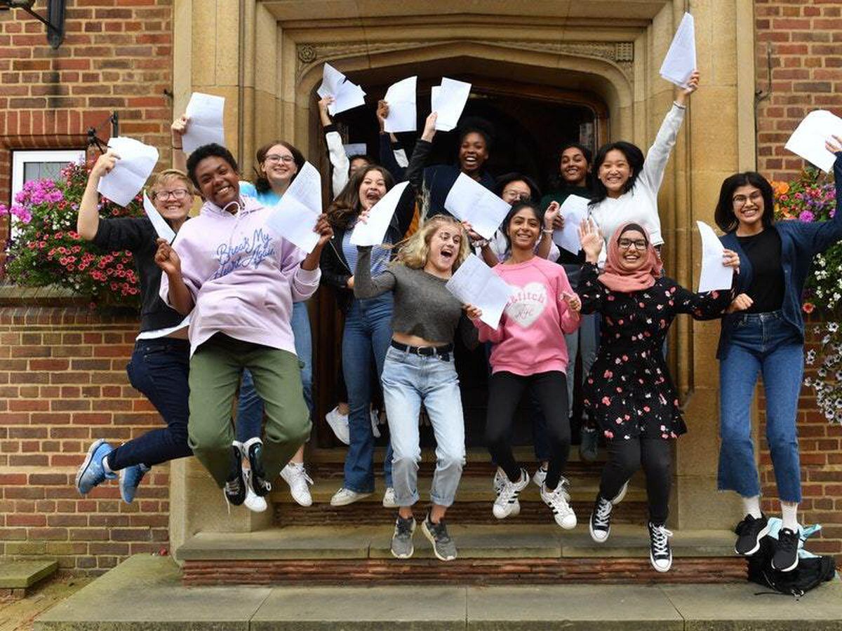 837 teenagers score clean sweep of highest GCSE grade after exams shake ...