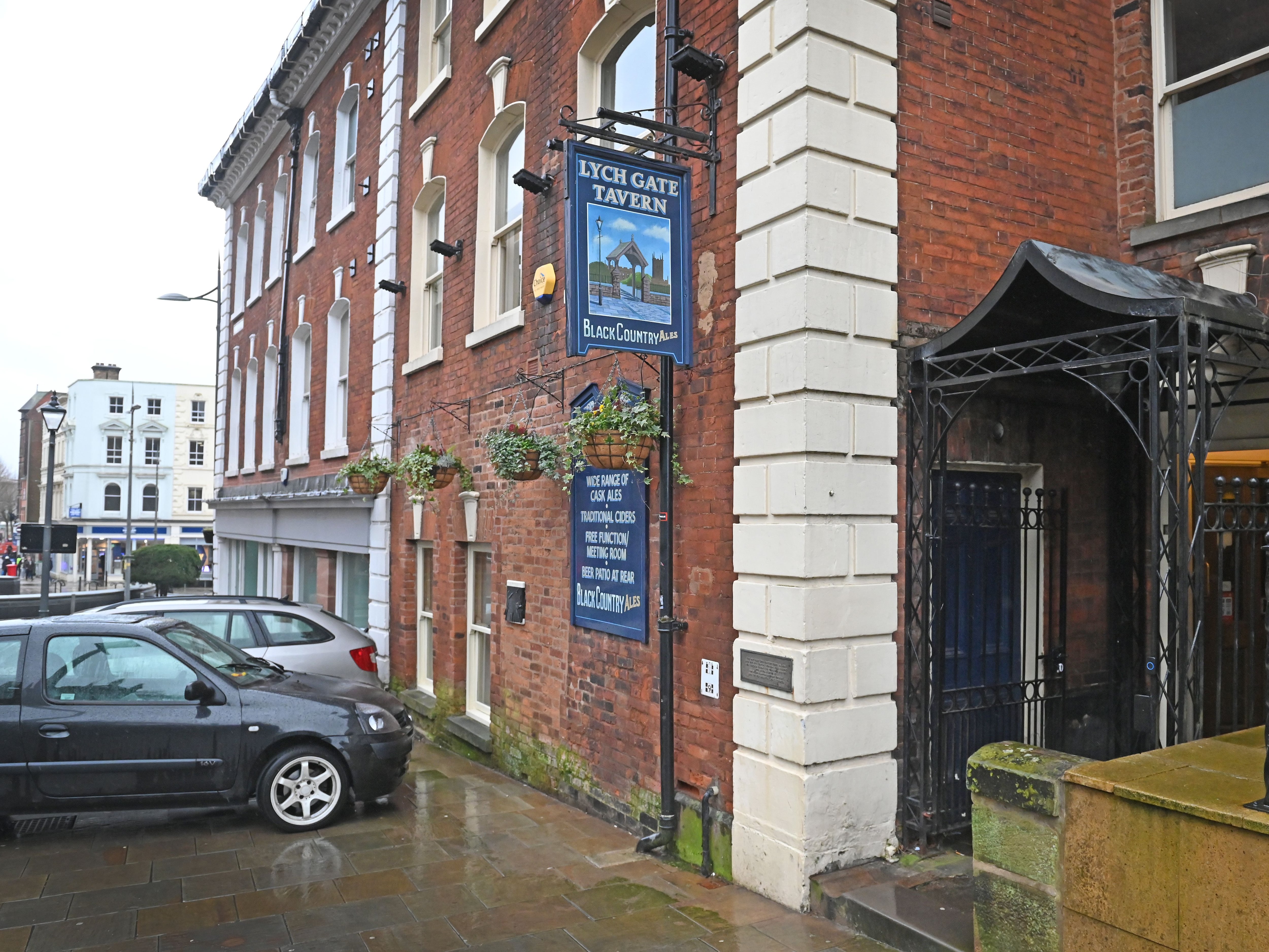 Wolverhampton city centre pub to close temporarily for renovation