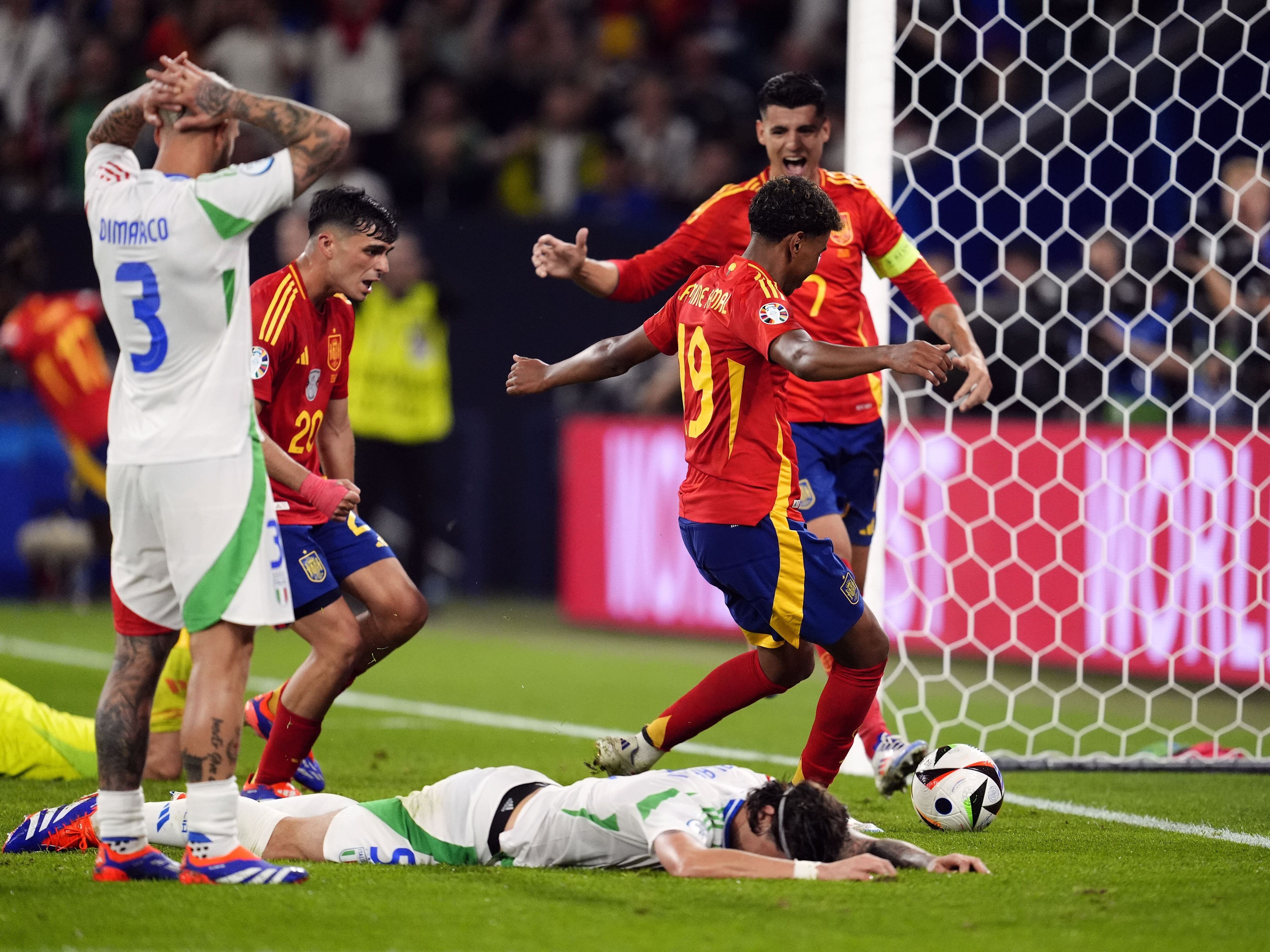 Spain beat Italy to secure place in last 16 of Euro 2024