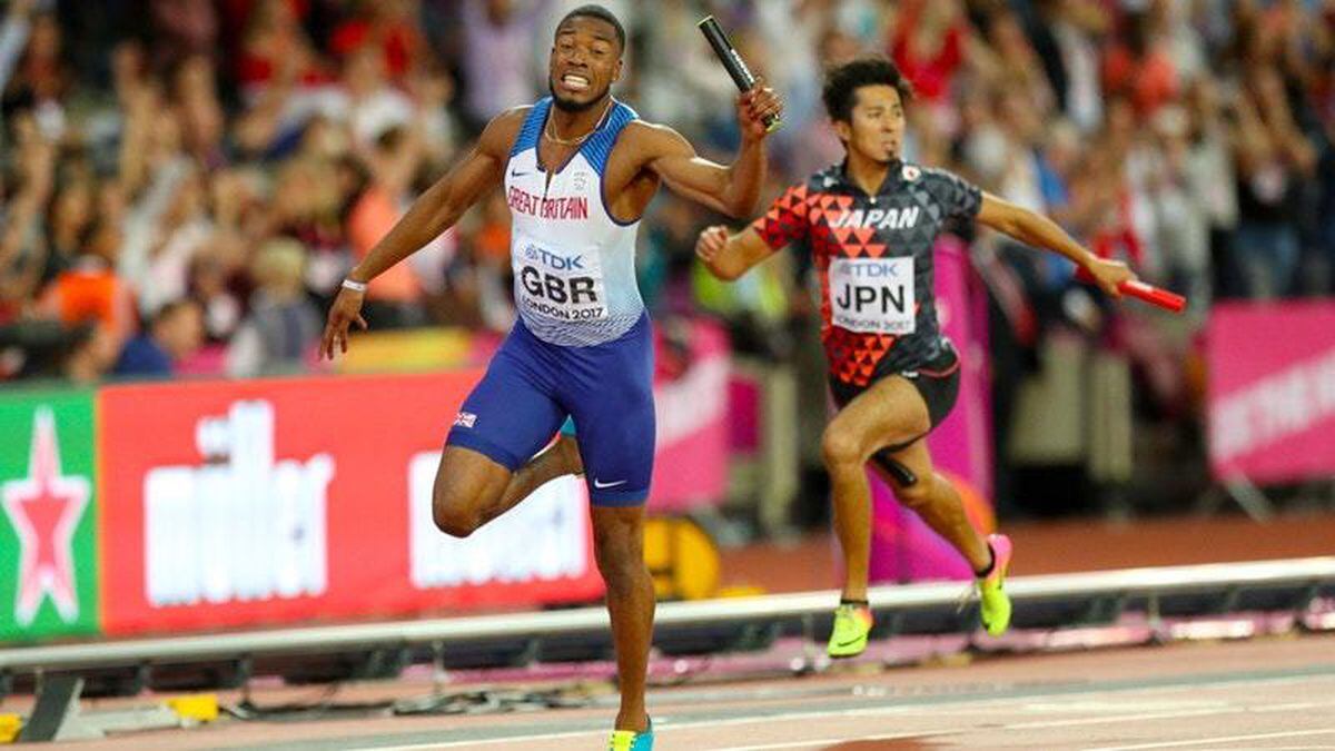 Great Britain Win Gold In Men S Sprint Relay As Usain Bolt Pulls Up Injured Express Star