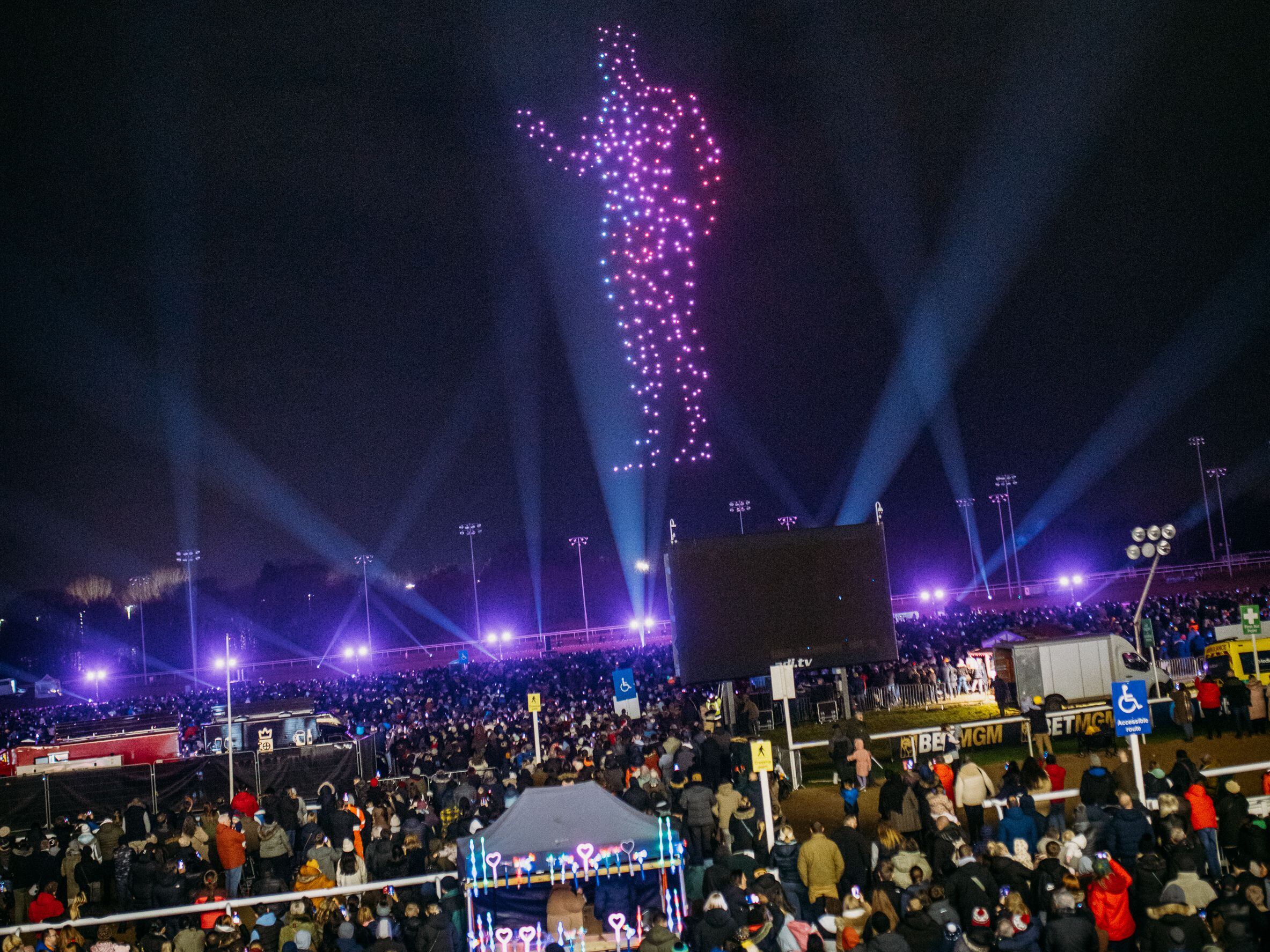 Thousands flock to Evolution Drone Show at Wolverhampton Racecourse