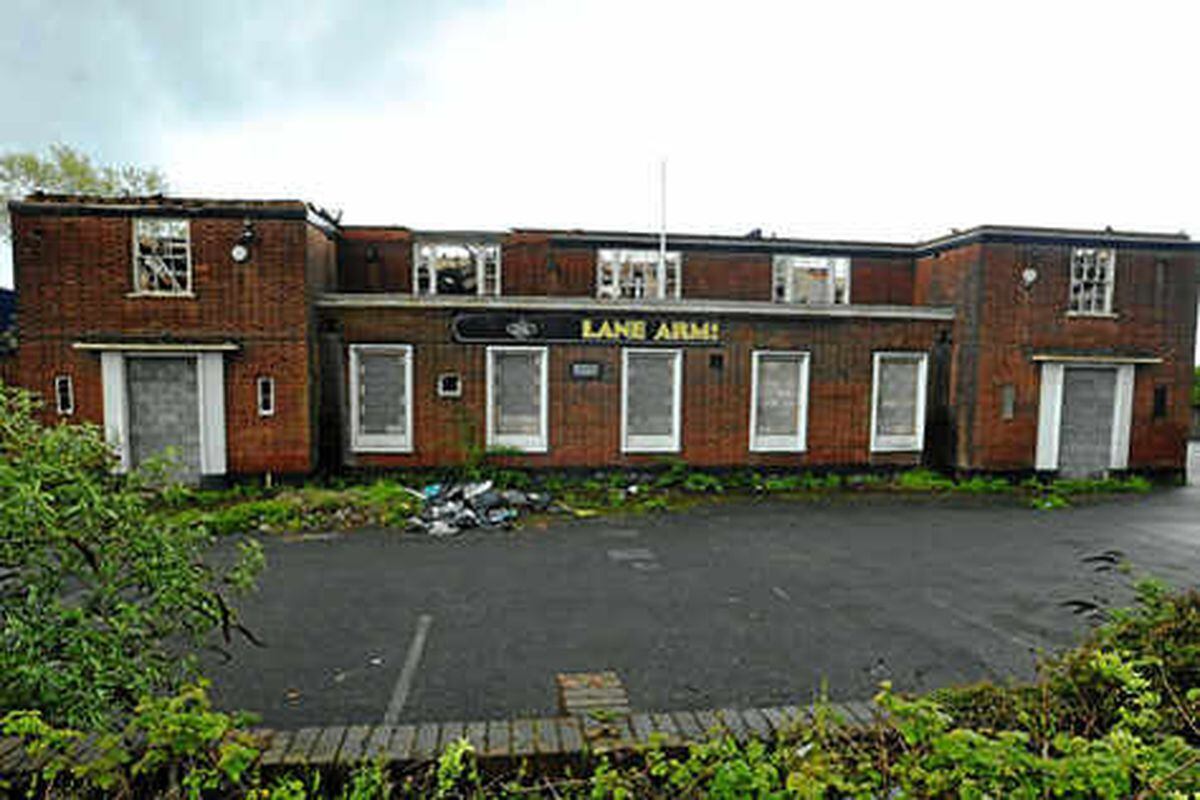 Derelict eyesore pub is set to be bulldozed | Express & Star