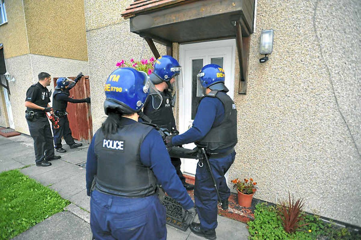 Gang Busters 280 Police Officers In Wolverhamptons Biggest Drugs Raid