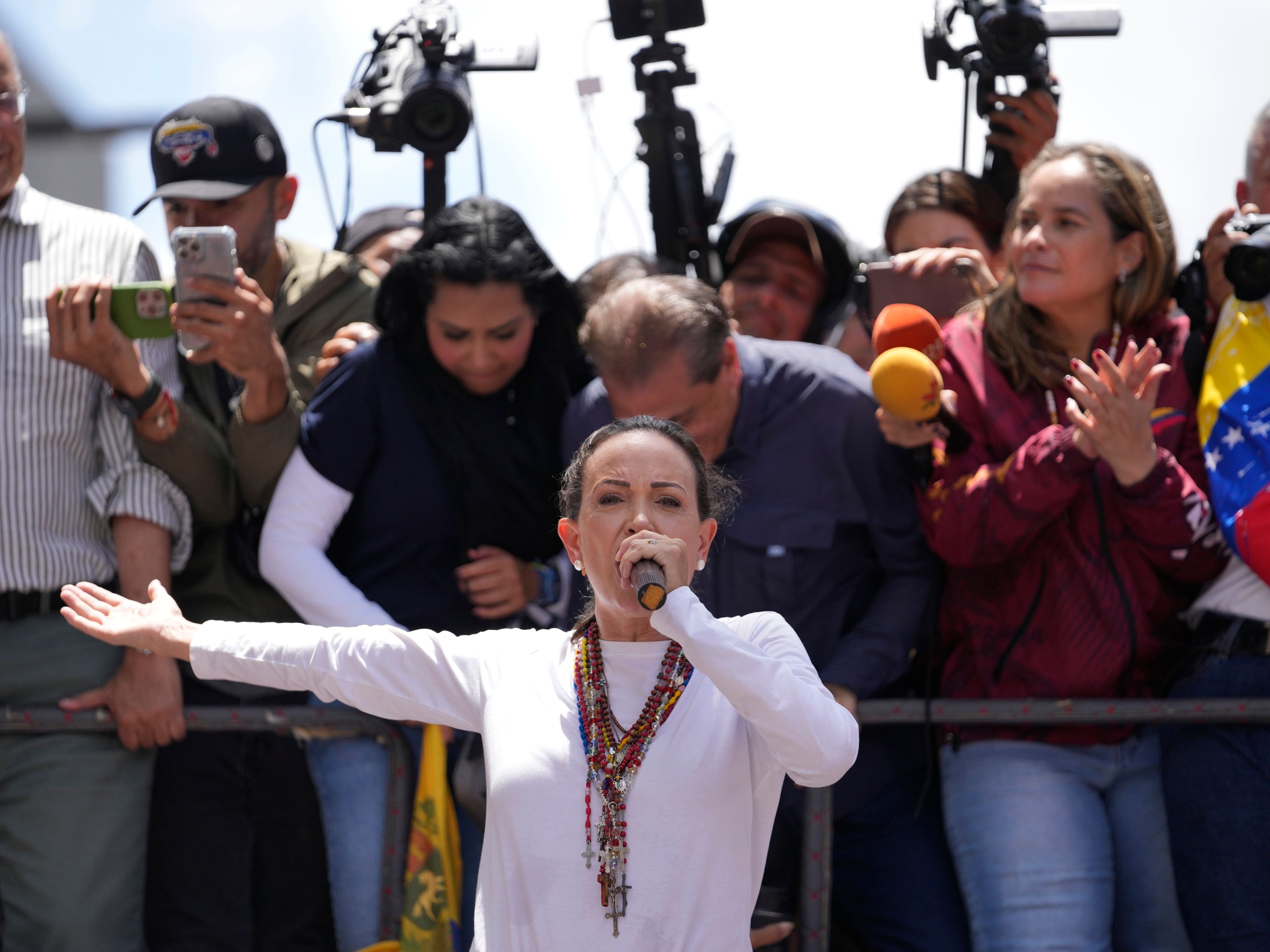 ‘Never has regime been so weak’: Venezuelan opposition leader rallies supporters