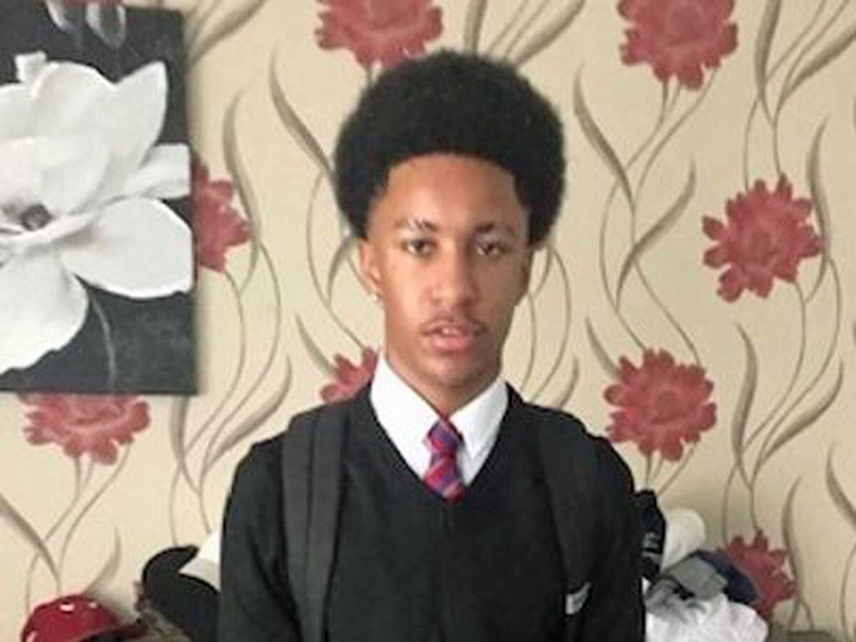 schoolboy-16-killed-with-knife-after-restaurant-row-murder-trial