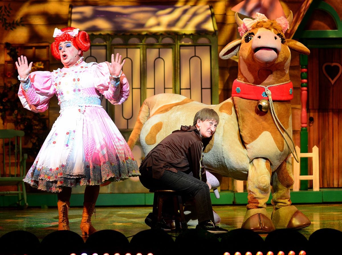 Jack And The Beanstalk, Grand Theatre, Wolverhampton - Review With ...