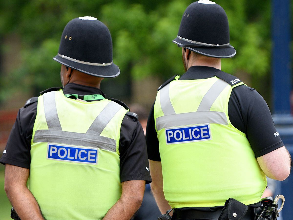 Police arrest man wanted by another force in Smethwick street | Express ...