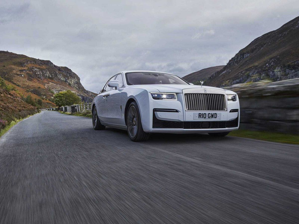 2021 Rolls-Royce Ghost Stretches Its Wheelbase, Becomes The Ghost