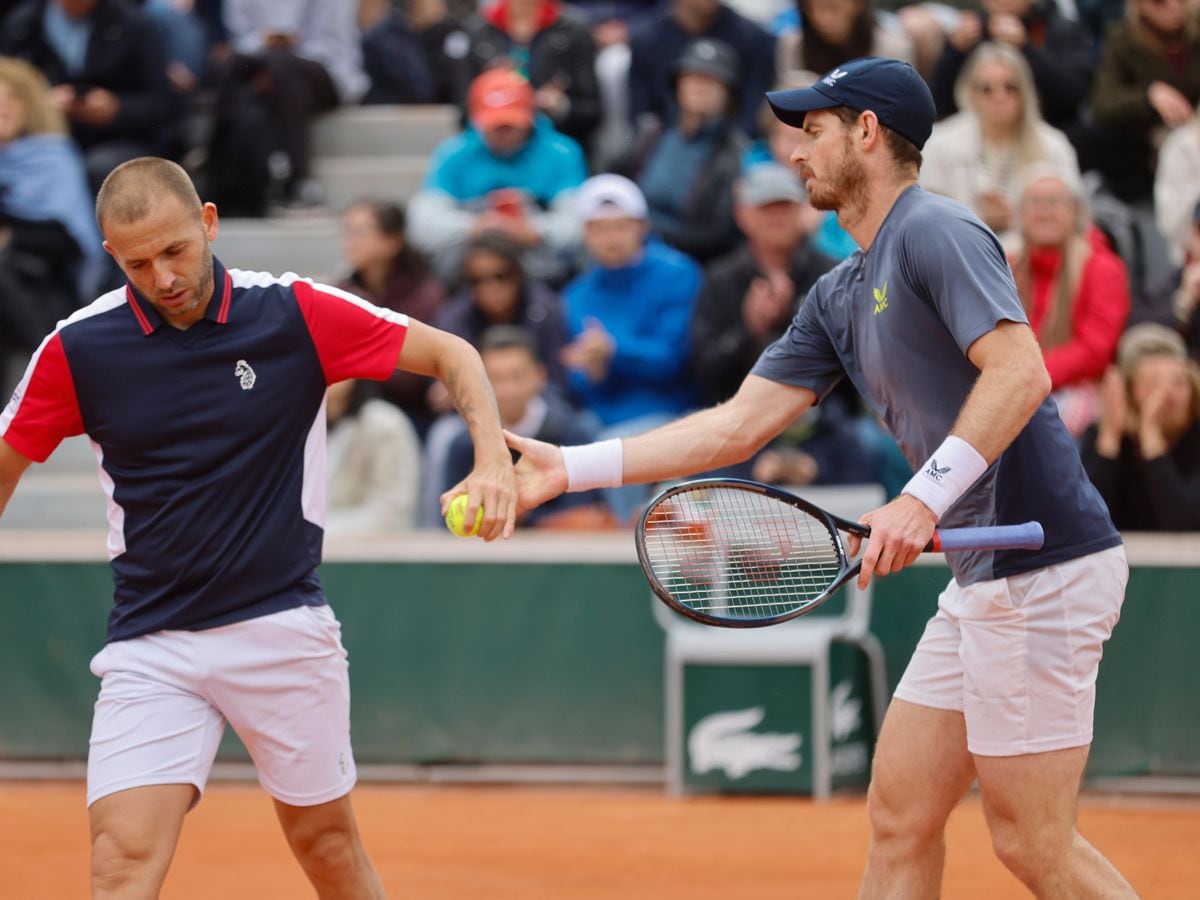 Andy Murray considers Wimbledon doubles campaign with brother Jamie