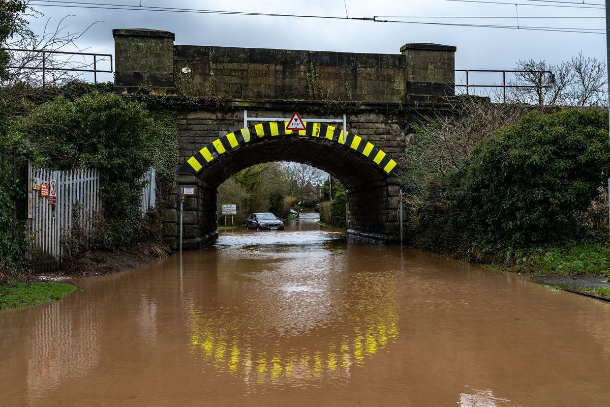 Gallery Black Country And Staffordshire Storm Dennis Flooding Express And Star 