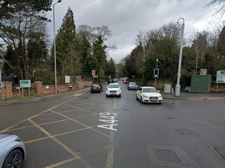 Roadworks to remove trees leave long lines of traffic in Wolverhampton