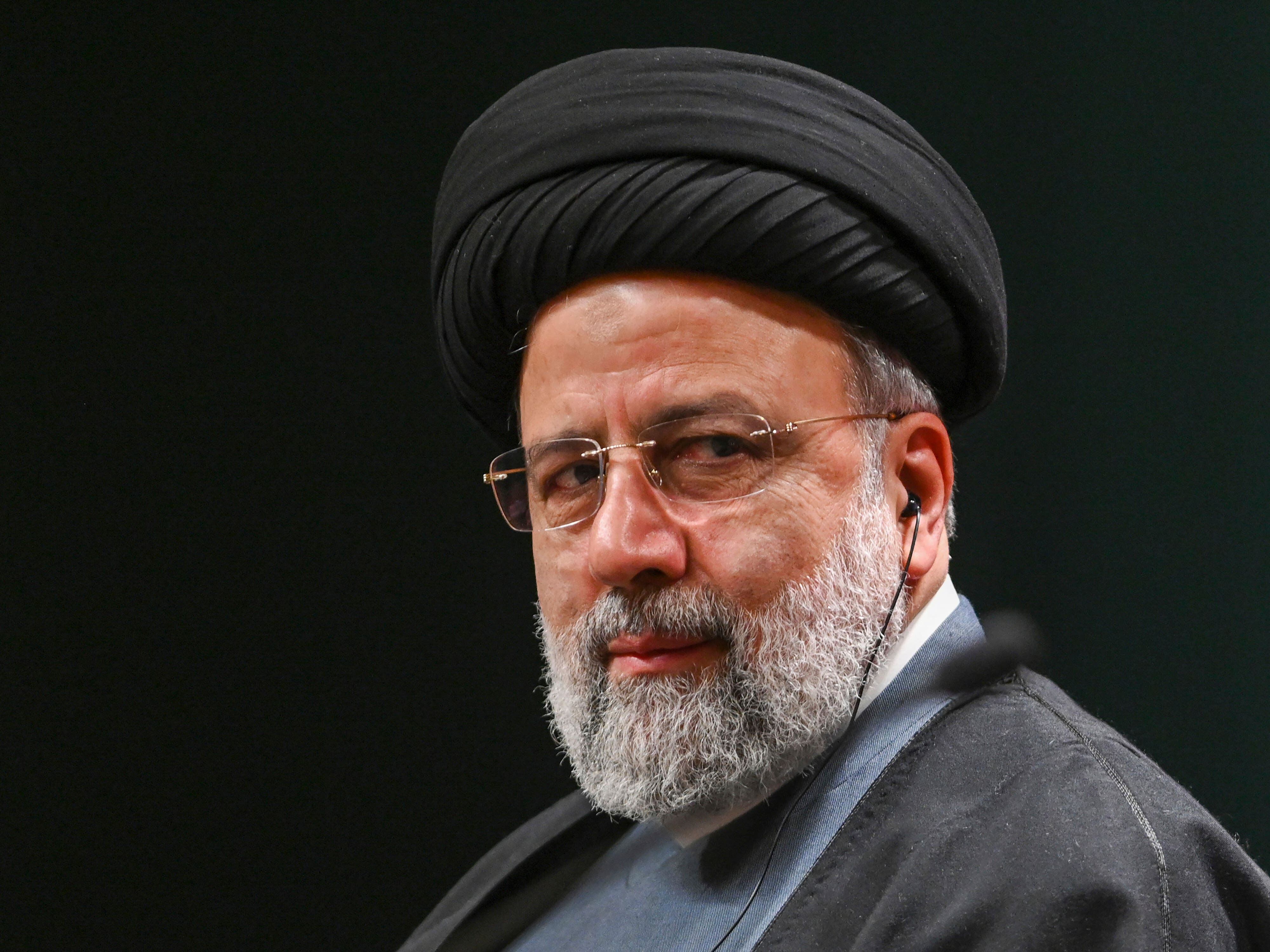 Iran’s president and foreign minister die in helicopter crash
