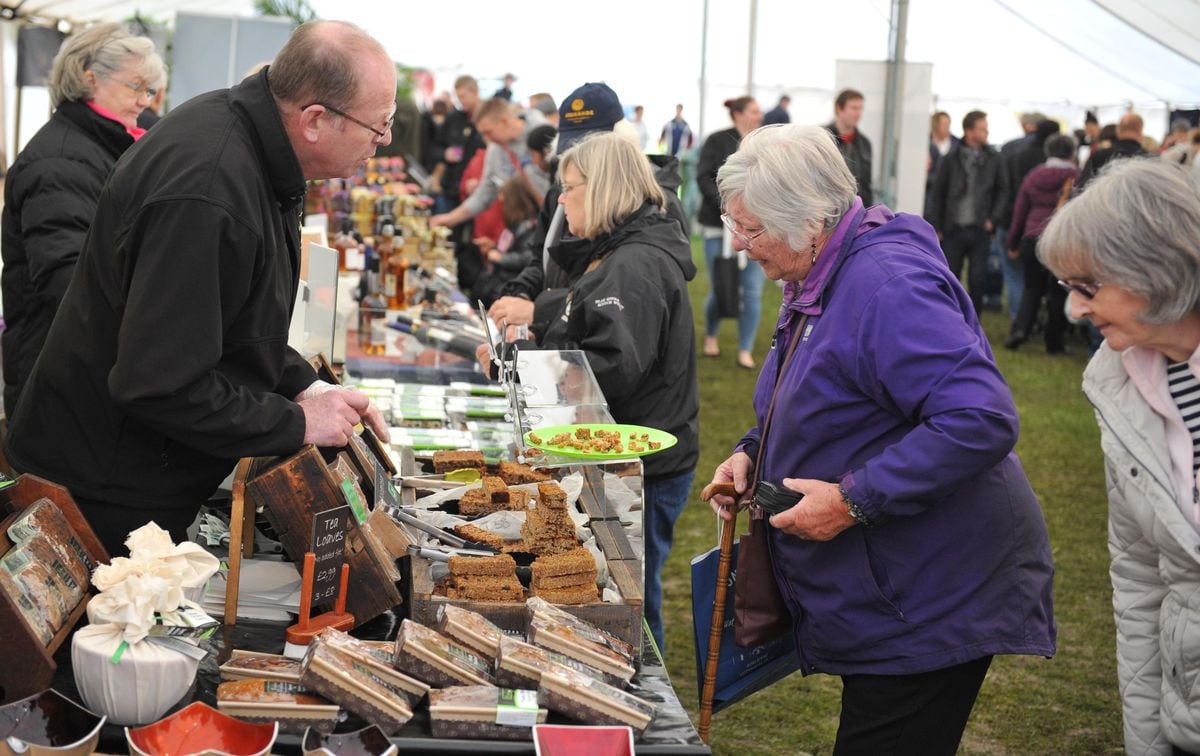 Record crowds turn up for Stone Food and Drink Festival with pictures
