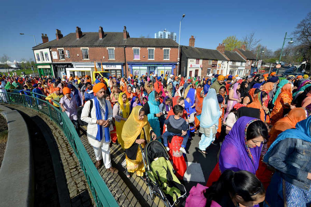 Thousands take part in Wolverhampton Vaisakhi procession PICTURES and