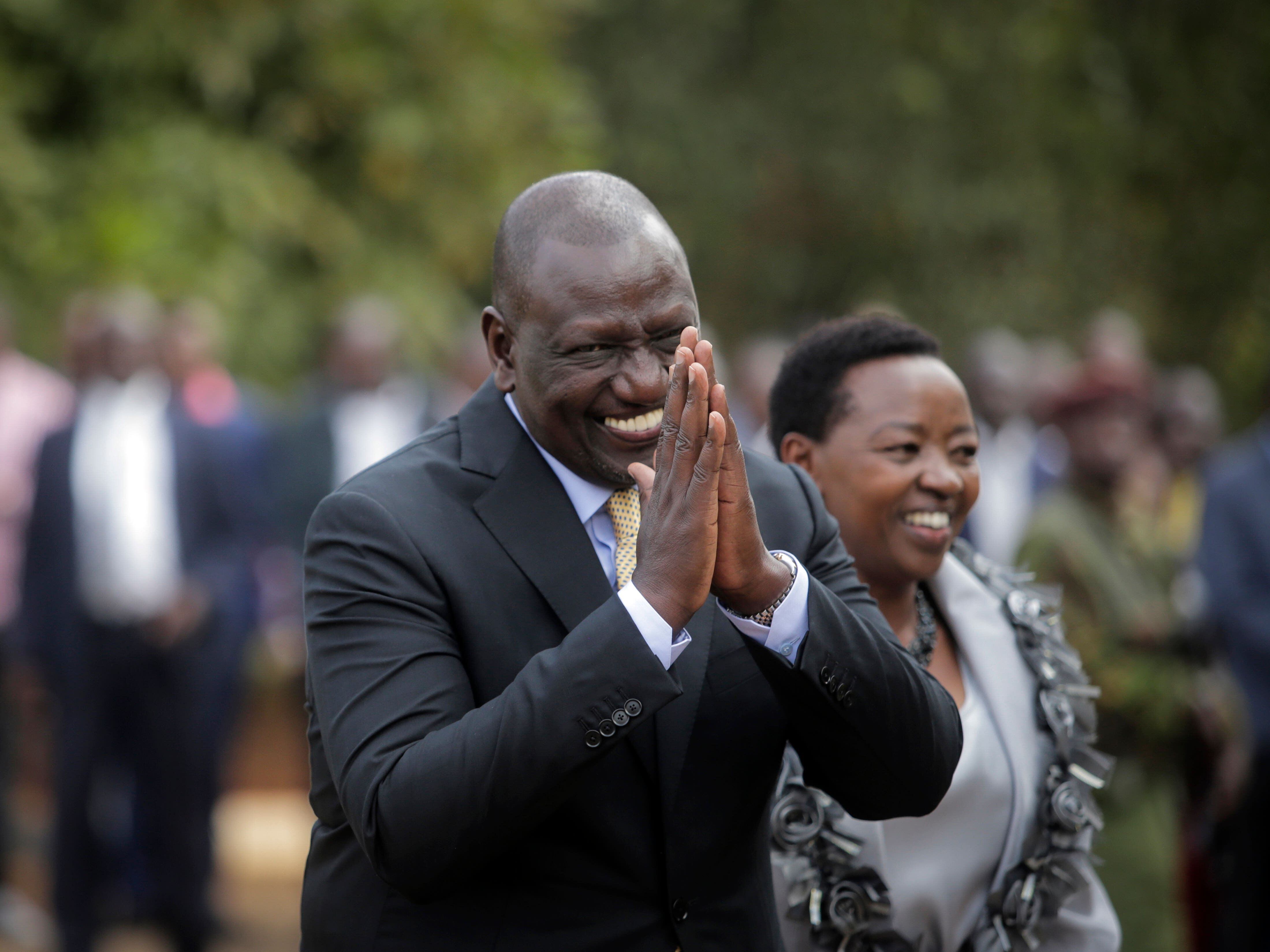 Kenyan president dismisses all ministers after weeks of protests