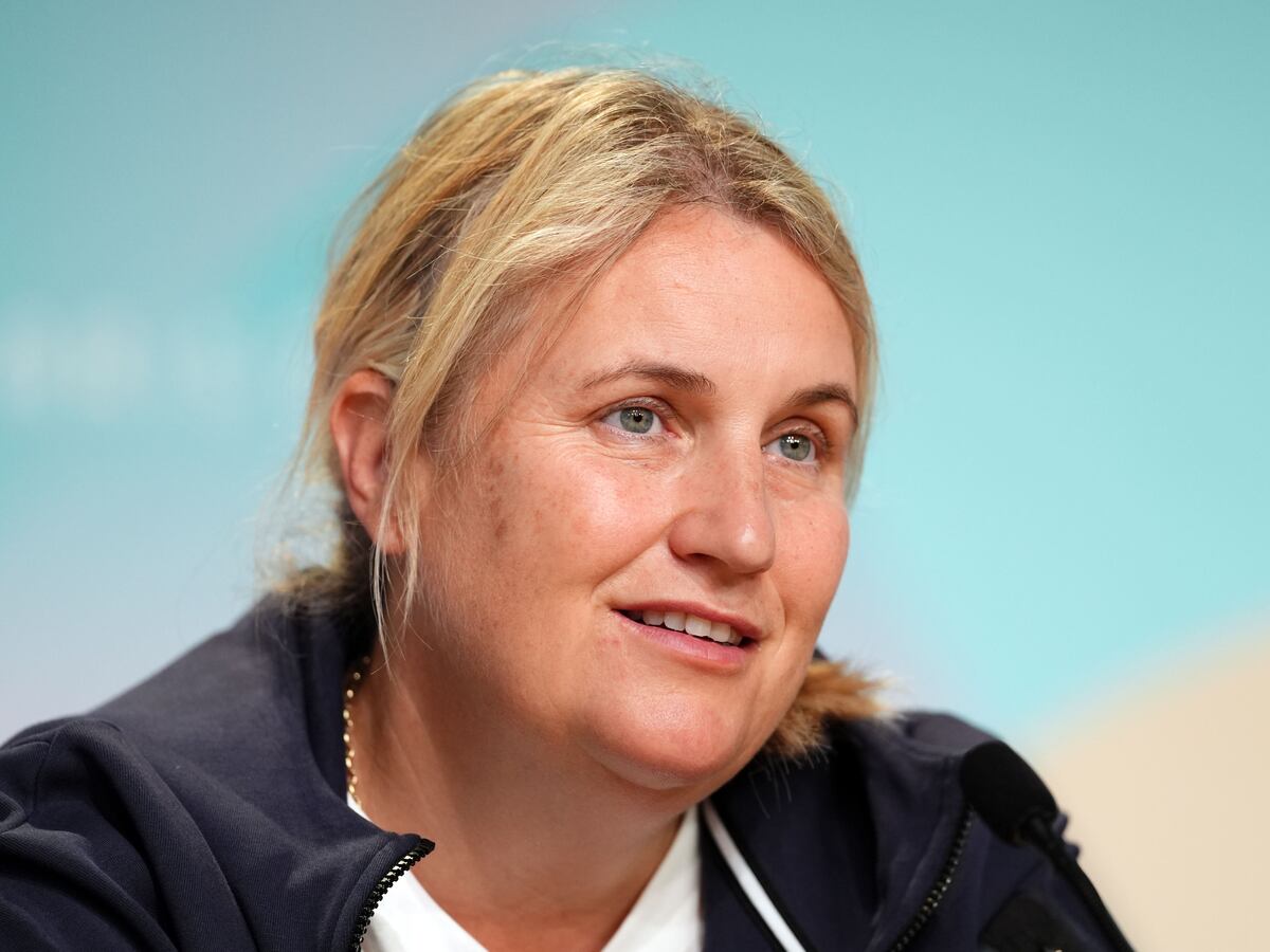 Emma Hayes feels female coaches do not get as many chances as male counterparts