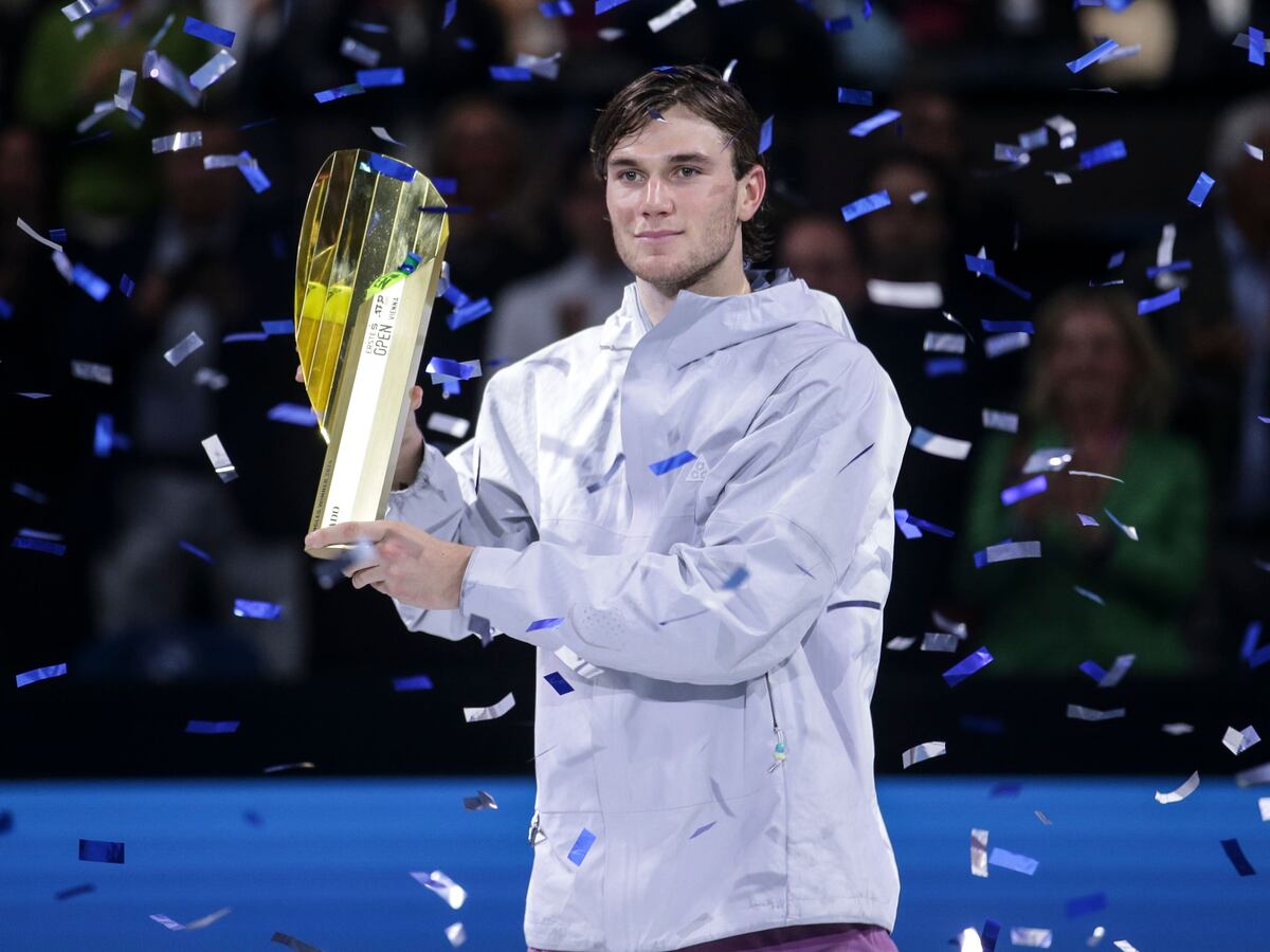 Jack Draper beats Karen Khachanov to claim second ATP title in Vienna