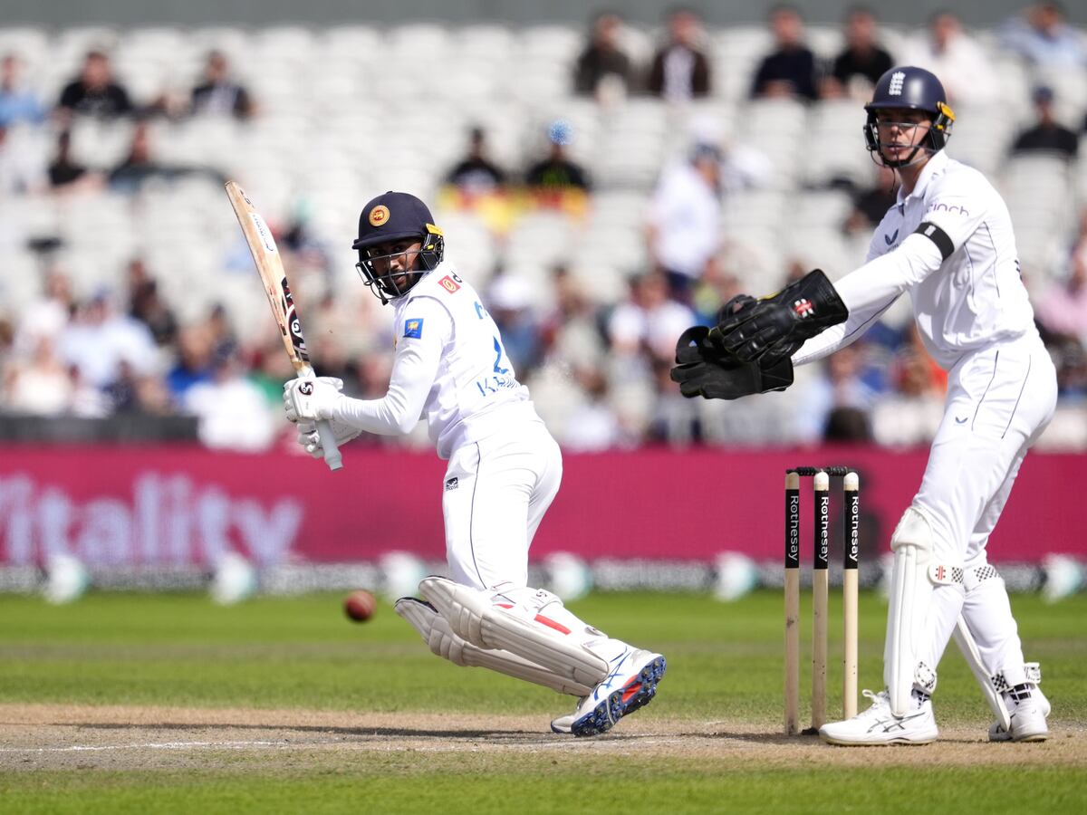 Sri Lanka stretch lead as England search for a breakthrough without Mark Wood