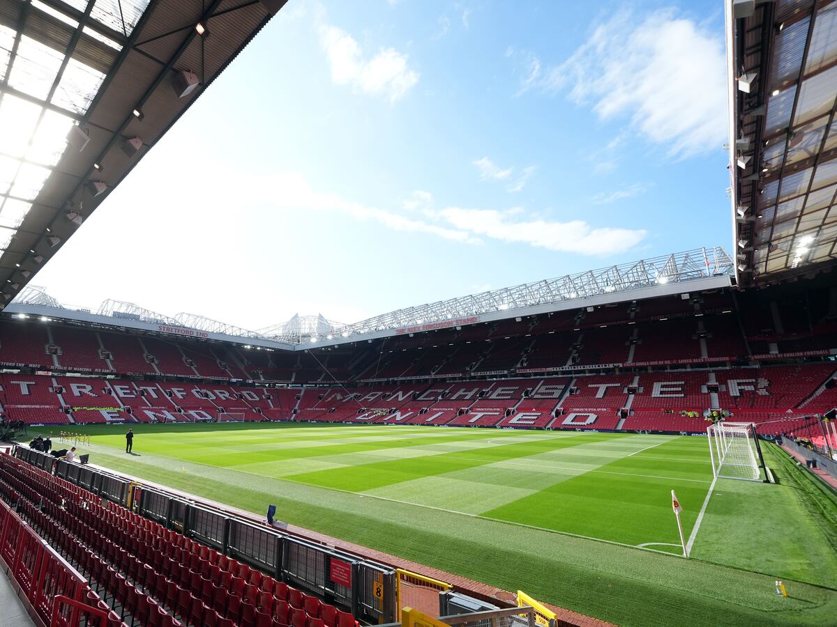 Man Utd post net losses of £113.2m but believe they are compliant with PSR