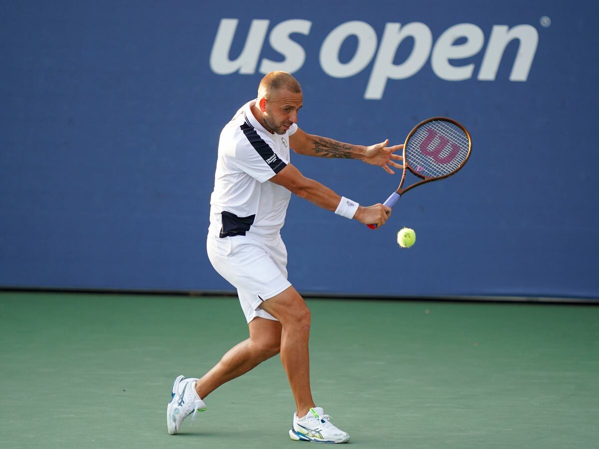 Dan Evans cruises into the third round of the US Open