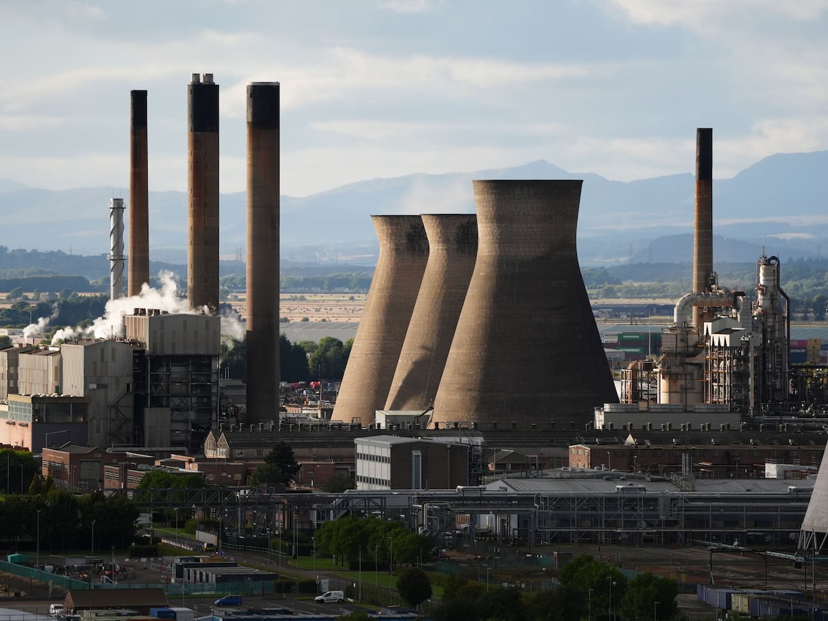 Government not ‘sleepwalking’ over Grangemouth, says Starmer