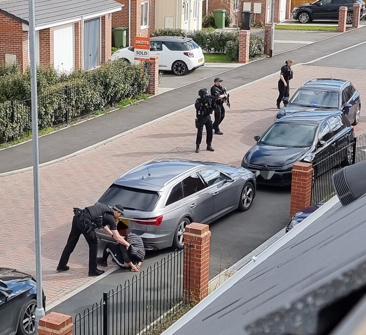 Wolverhampton Shooting Armed Police Arrest Suspect After Gun Fired In City Express And Star