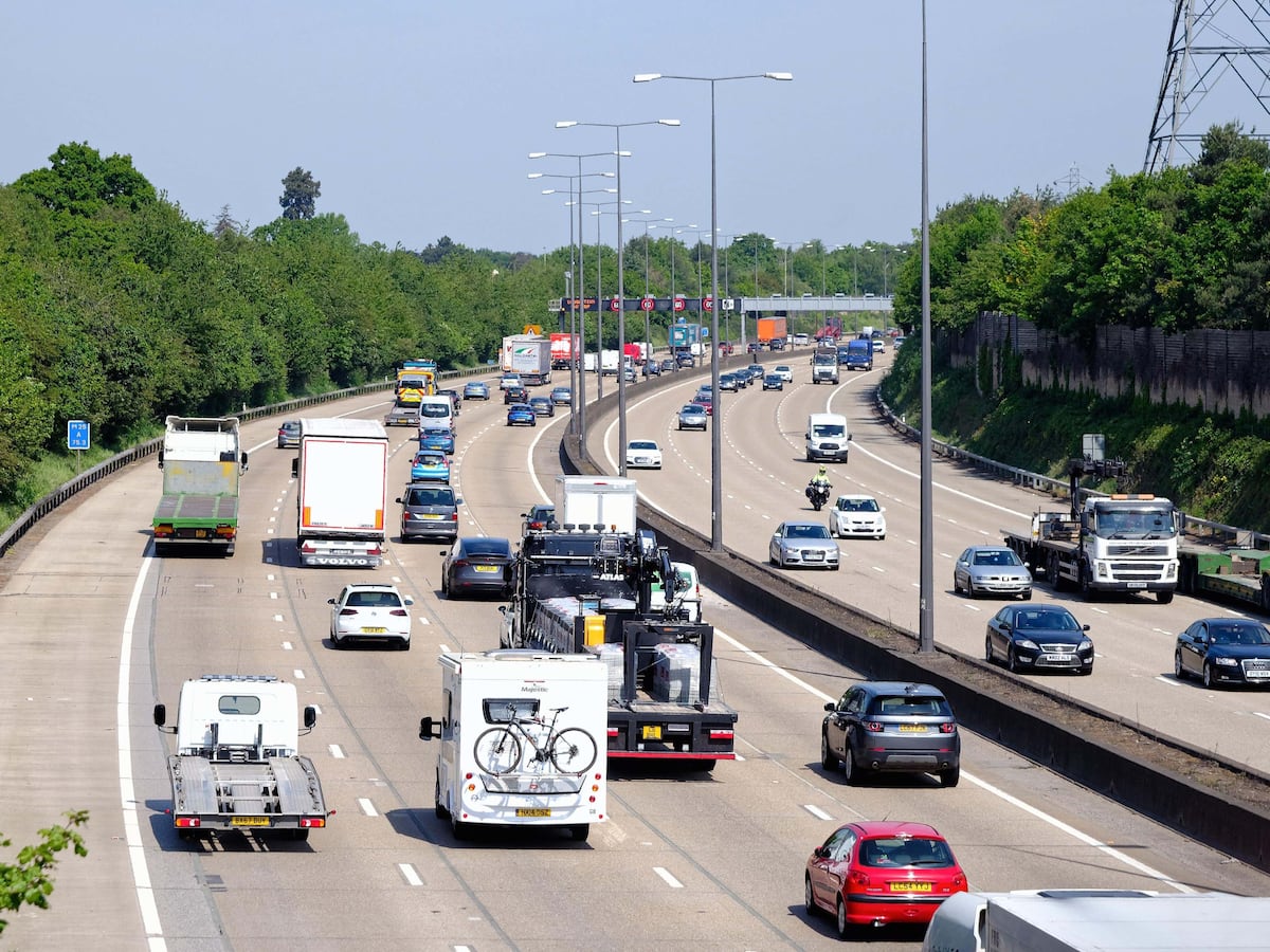 First planned M25 daytime closure to cause long delays Express & Star