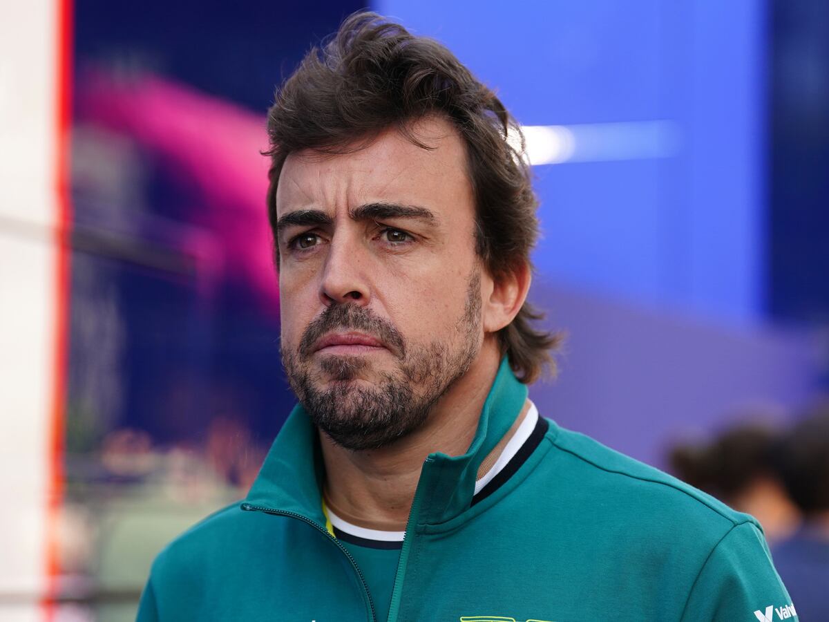 Fernando Alonso to arrive late in Brazil after treatment for infection