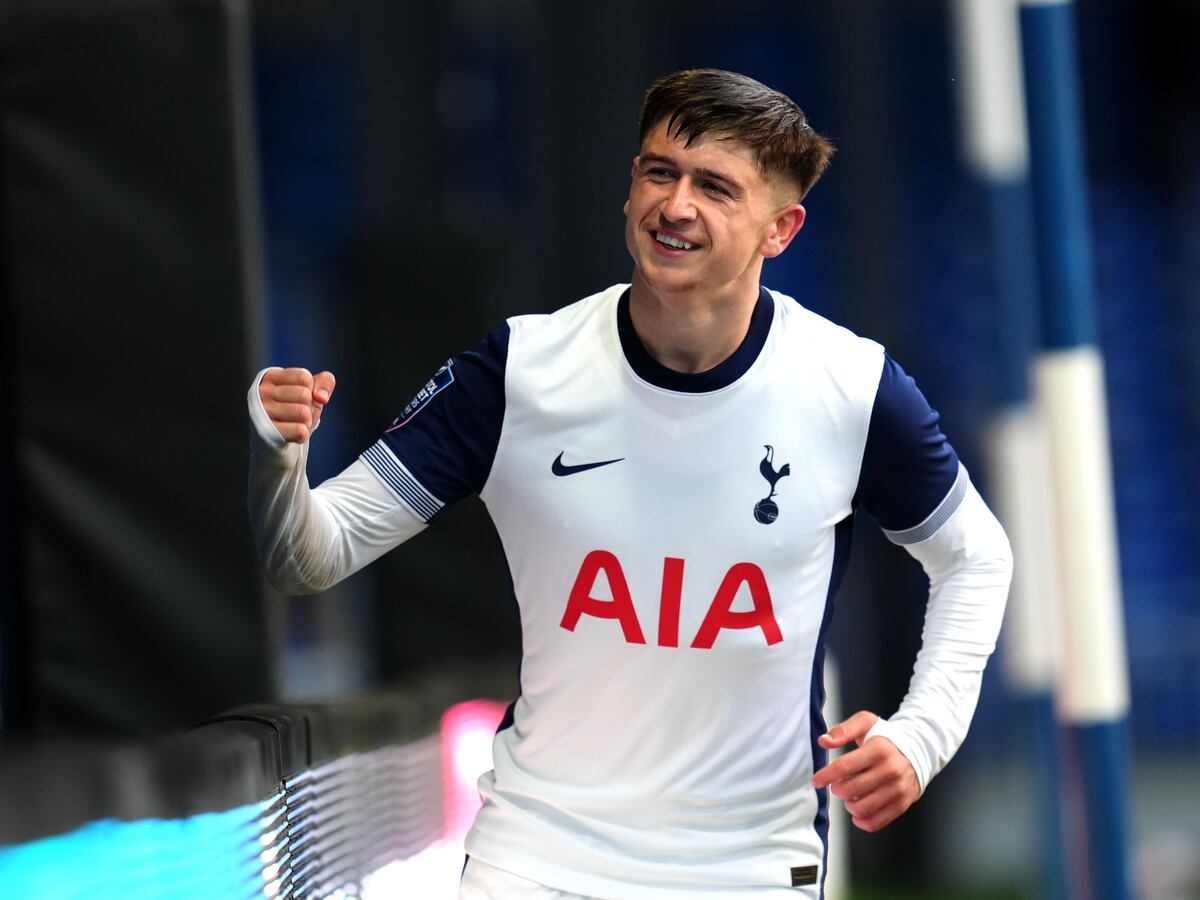 Tottenham boss Ange Postecoglou plays down Mikey Moore comparisons with Neymar