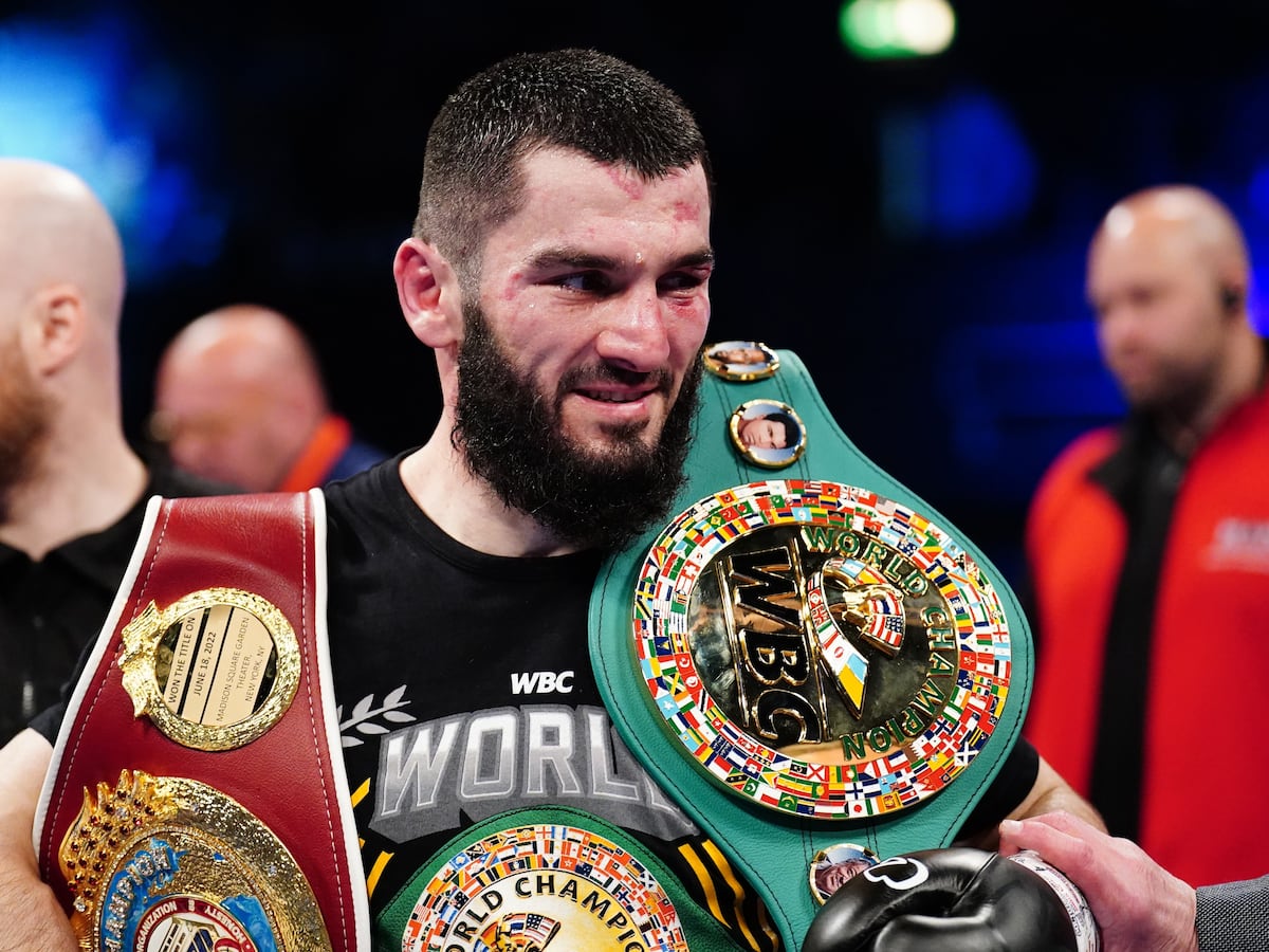 Artur Beterbiev edges Dmitry Bivol to claim undisputed crown