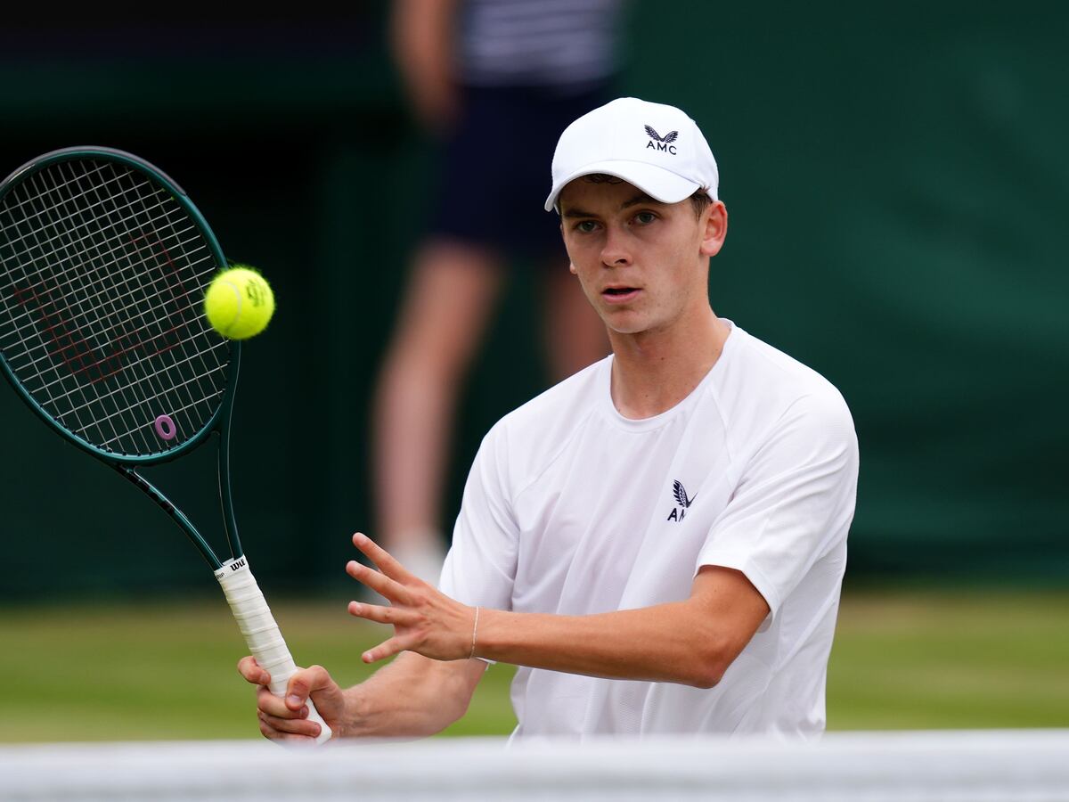 Charlie Robertson advances to US Open boys’ quarter-finals