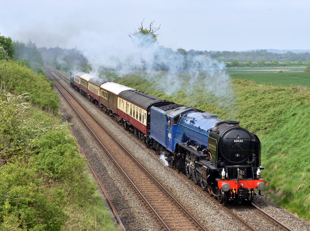 Watch as classic Blue Peter locomotive steams through Wellington on a ...