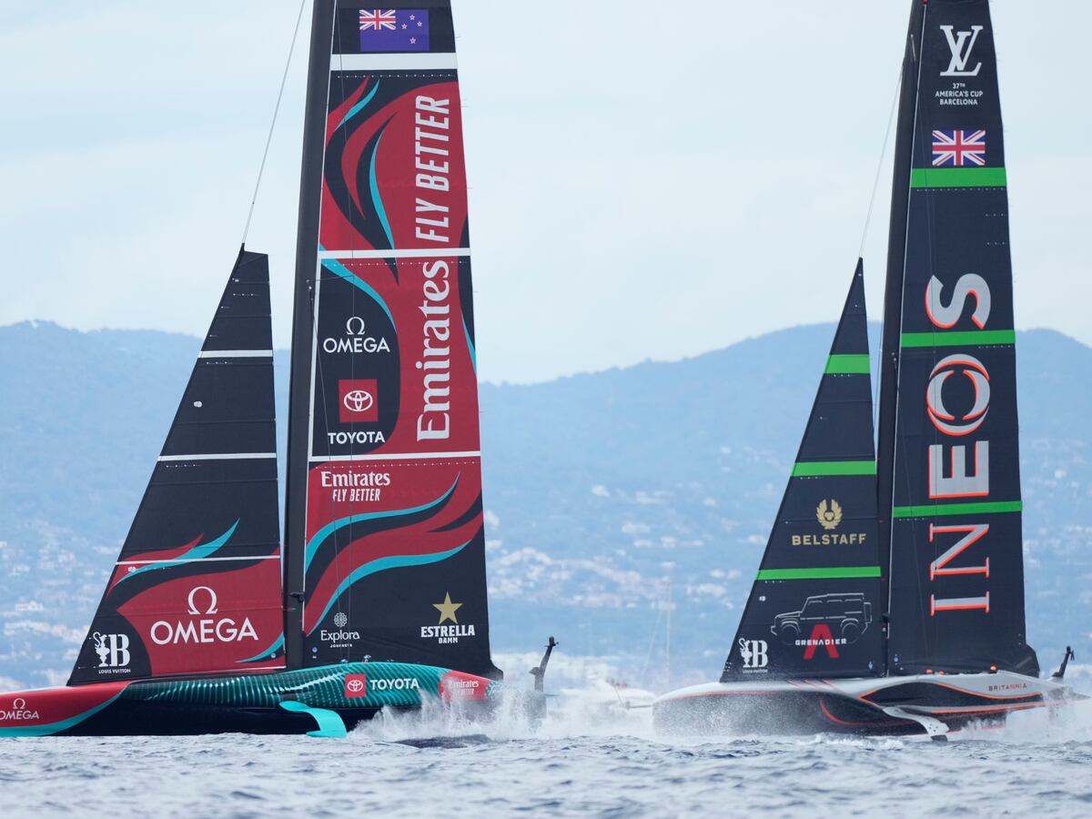 New Zealand dominate to open up 6-2 lead over Great Britain in America’s Cup