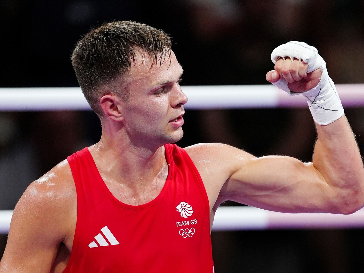 Great Britain’s boxing hopes rest on Lewis Richardson as wipeout is avoided