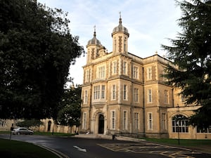 Snaresbrook Crown Court exterior