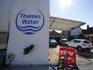 A sign for Thames Water