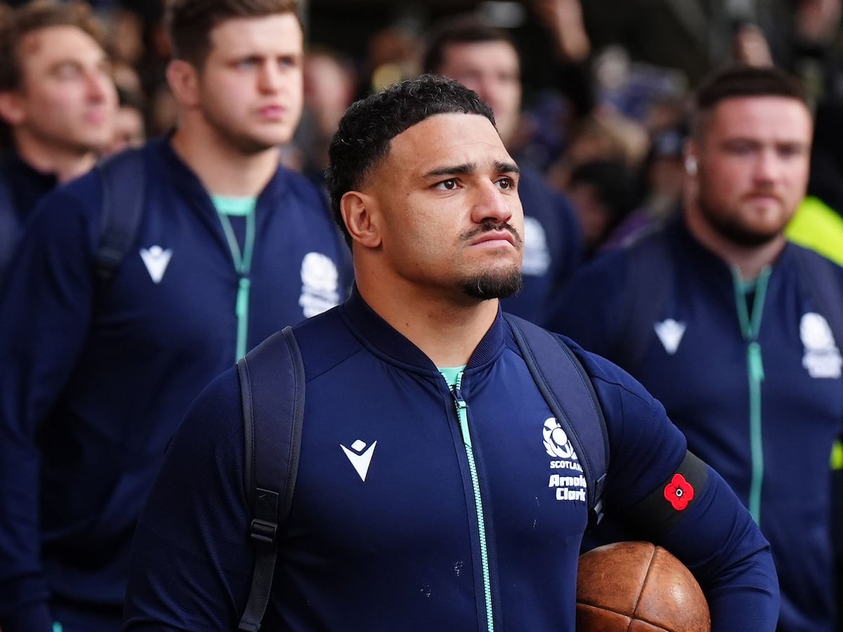 Scotland’s Tuipulotu brothers surprised by grandmother’s arrival from Australia