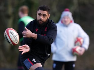 Taulupe Faletau at Wales training session