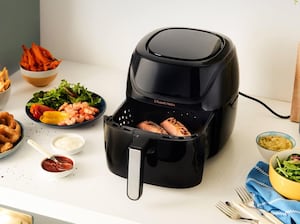 The Russell Hobbs 4L Rapid Digital Air Fryer