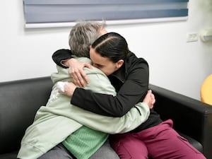 Emily Damari hugging her mother