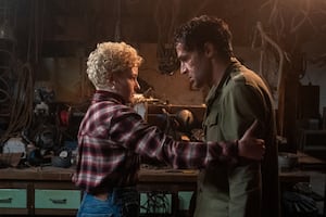 Wolf Man: Julia Garner as Charlotte and Christopher Abbott as Blake


