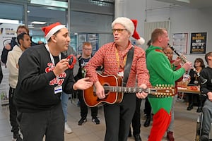 Wolverhampton College held a Christmas concert by our Futures students  at the Wellington Road campus, Bilstonwith actor Rupi Lal. 
He was joined on guitar by Richard Cooper and clarinet, Gary Plant.