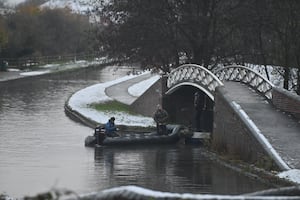 Boats were seen in and around the Dudley Canal